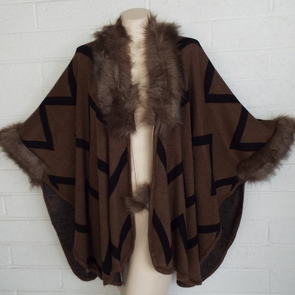 Sacred Threads Jackets & Blazers - New SACRED THREADS OS camel black zig zag poncho